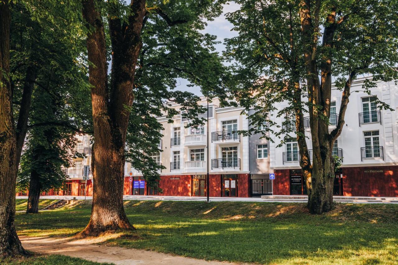Apartamento Rezidencia Opera Turčianske Teplice Exterior foto
